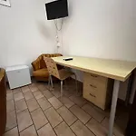 Casadiviaappia Имола