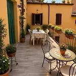 Casadiviaappia