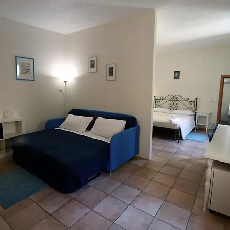 Casadiviaappia Maison d'hôtes Imola