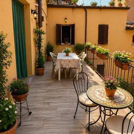 Casadiviaappia
