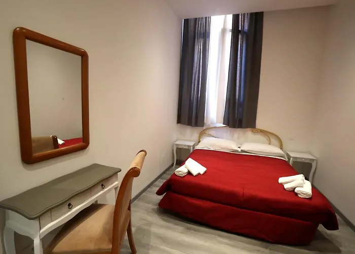 Casadiviaappia 게스트하우스 3*