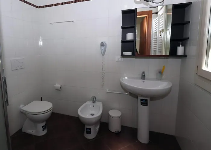 Casadiviaappia 3* 이몰라