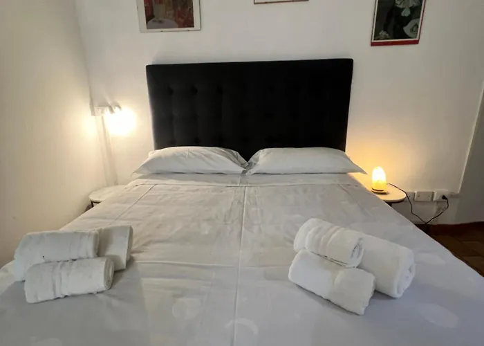 Casadiviaappia إيمولا