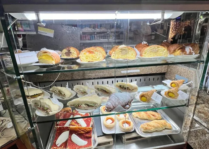 Casadiviaappia 3* 이몰라